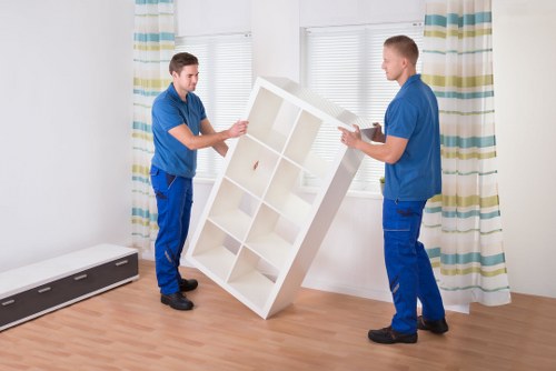 Moving truck support for flats and family homes in Redbridge