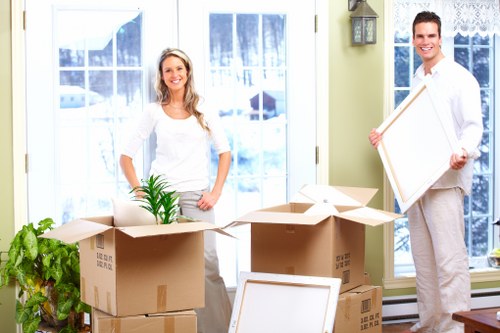 House removals in a Redbridge residential street